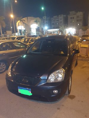 كيا كارينز 2013